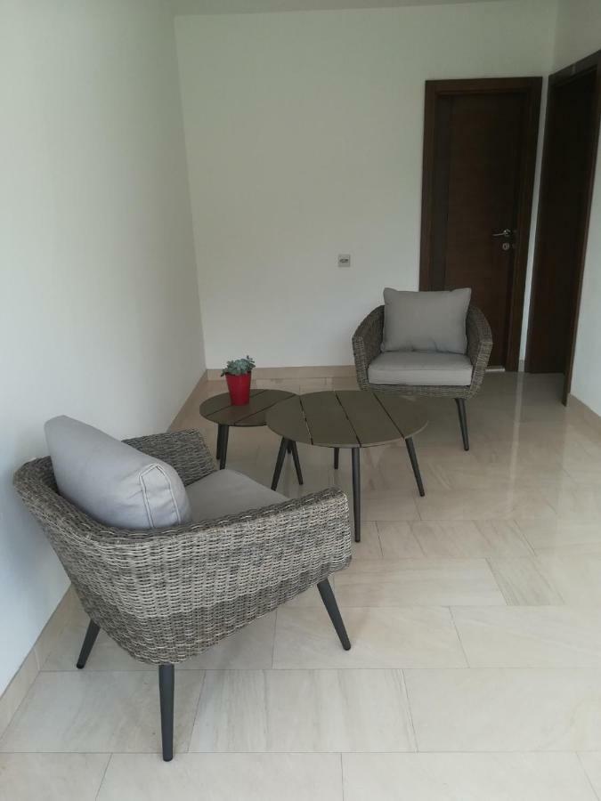 Apartments Blanka Zrnovo Exterior photo